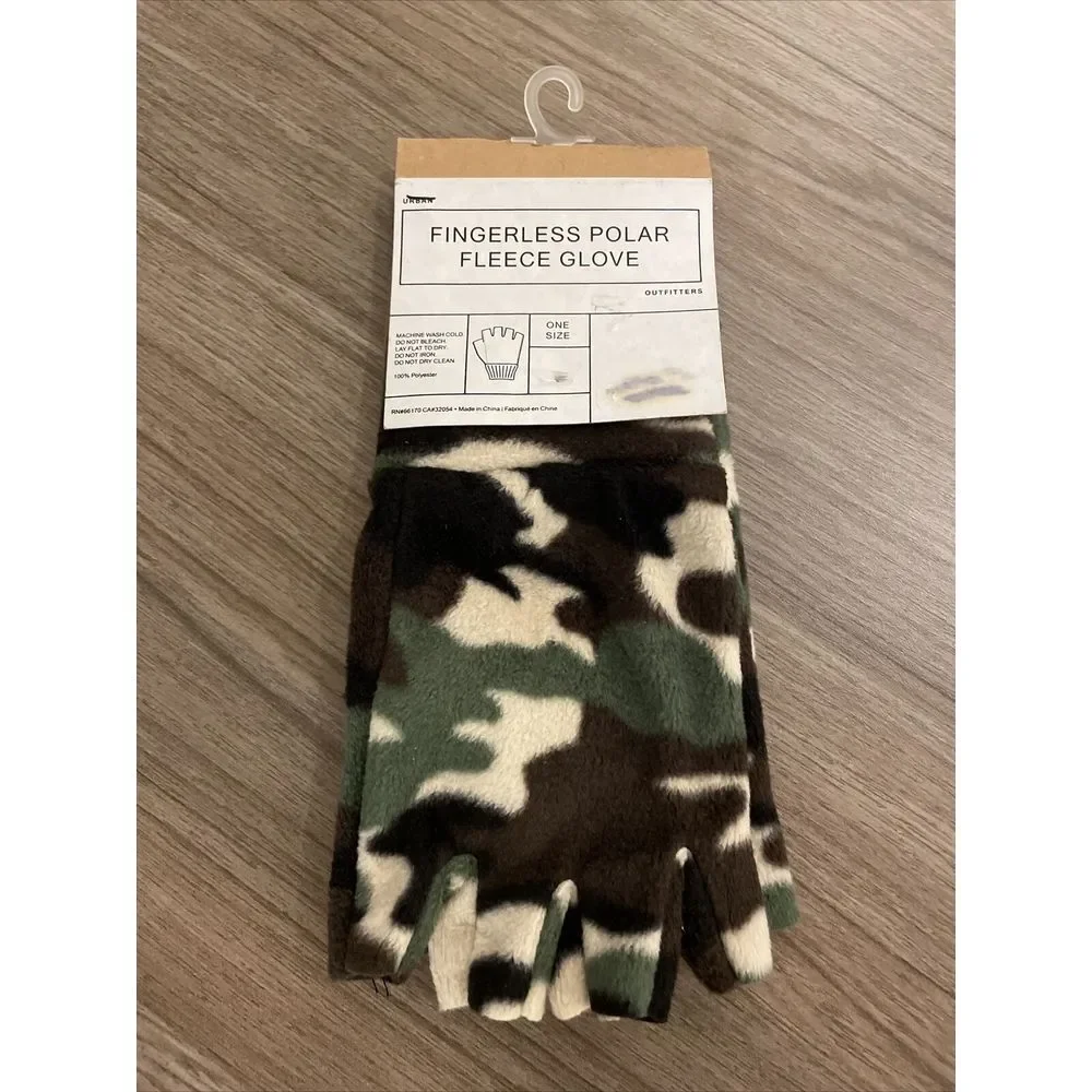 Urban Outfitters‎ Fingerless Polar Glove Camo One Size